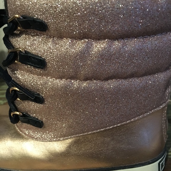 TOMMY HILFIGER Shimmer & Sparkle Snow Boots - Picture 8 of 8